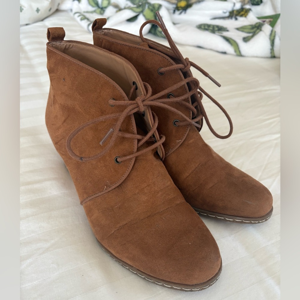 Franco Sarto Annabelle Chestnut Lace Up Suede Booties